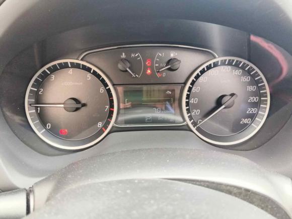 [深圳·粤B] 二手日产轩逸2018款 1.6XV CVT尊享版