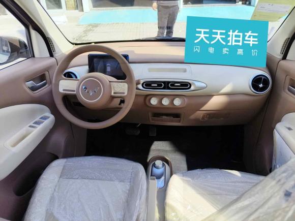 [青岛·无P] 二手五菱汽车宏光MINIEV2025款 四门版 进阶款