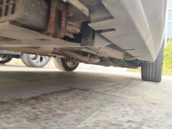 [苏州·苏E] 二手陆风陆风X72015款 2.0T 全景尊贵版