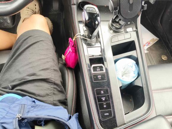 [上海·沪A] 二手名爵名爵6新能源2020款 1.5T 混动领潮风尚版