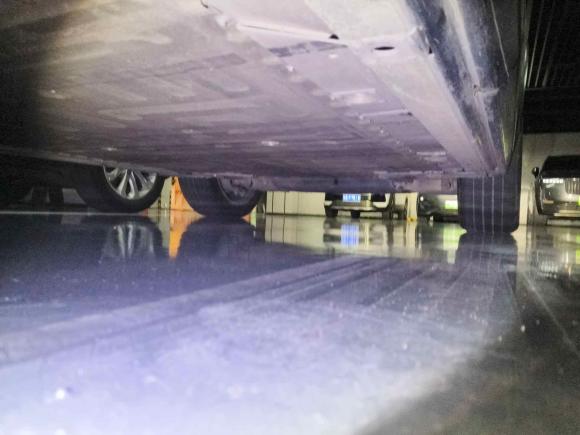 [深圳·粤B] 二手蔚来蔚来ES82018款 355KM 基准版 七座版