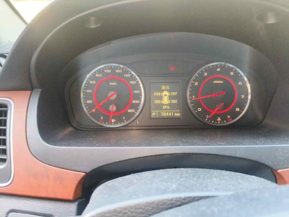 [上海·沪A] 二手上汽大通MAXUS大通G102014款 2.0T 自动豪华行政版