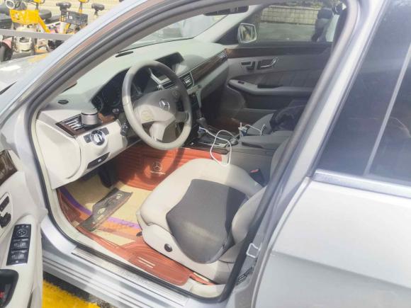 [深圳·粤N] 二手奔驰奔驰E级2011款 E 200 L CGI优雅型