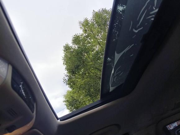 [上海·沪A] 二手奔驰唯雅诺2011款 2.5L 领航版