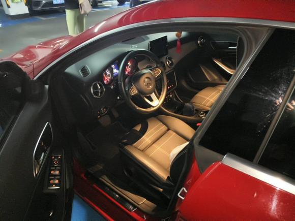 [上海·沪B] 二手奔驰奔驰CLA2016款 CLA 200 动感型