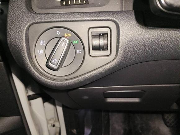 [杭州·浙A] 二手大众高尔夫2016款 230TSI 自动豪华型