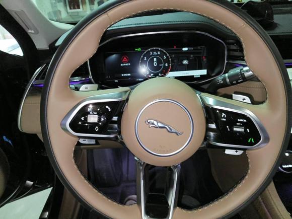 [上海·沪F] 二手捷豹捷豹XFL2022款 XFL 2.0T P250 两驱尊享豪华版