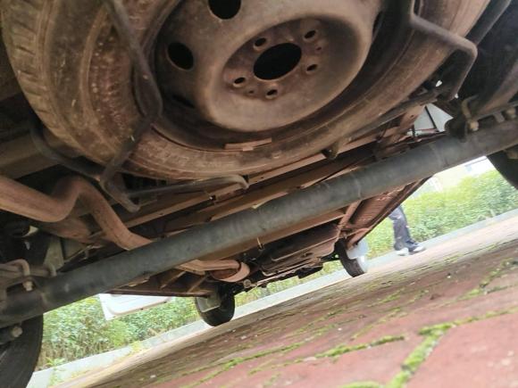 [南昌·苏B] 二手上汽大通MAXUS新途V802016款 2.5T 手动傲运通国IV长轴中顶7座