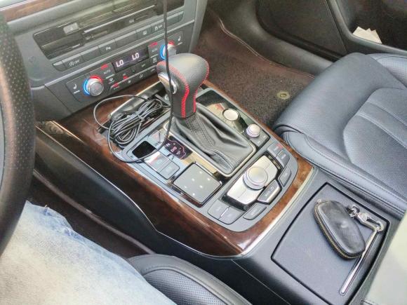 [武汉·鄂A] 二手奥迪奥迪A6L2012款 35 FSI 舒适型