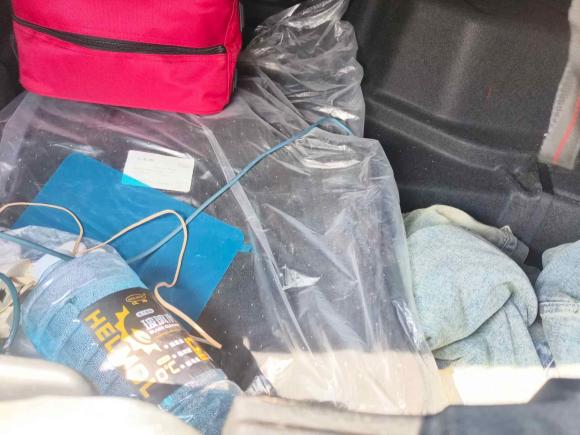 [西安·陕U] 二手奔驰奔驰GLC2023款 改款 GLC 260 L 4MATIC 豪华型 5座