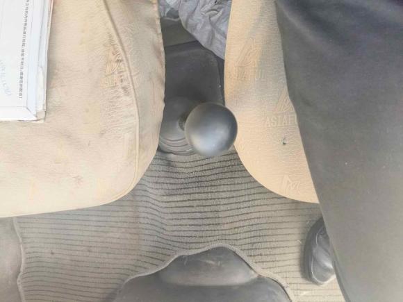 [武汉·鄂A] 二手依维柯依维柯得意2020款 2.5T A40客车双胎中顶5-9座国VI