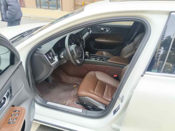 [宁波·浙B] 二手沃尔沃沃尔沃S602021款 T4 智逸豪华版