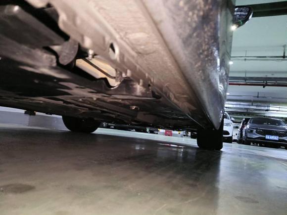 [南京·苏A] 二手标致标致4082022款 1.6T 逐梦版