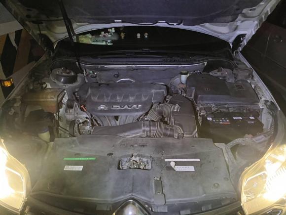 [成都·川A] 二手雪铁龙雪铁龙C52013款 2.0L 自动尊享型