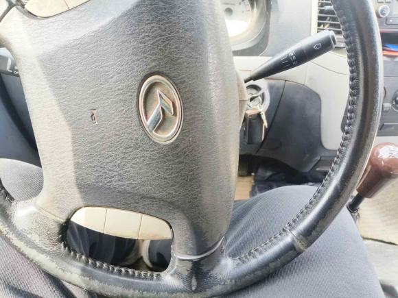 [杭州·沪C] 二手金龙金威2016款 2.0L实用超值版4G20