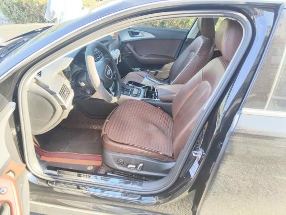 [南京·苏A] 二手奥迪奥迪A6L2018款 30周年年型 35 TFSI 时尚型