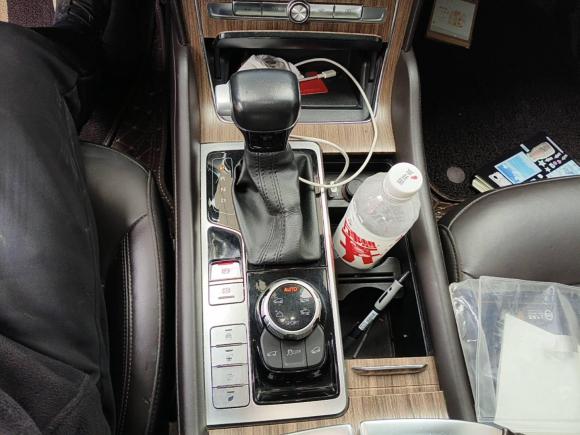 [青岛·鲁B] 二手荣威荣威RX82018款 30T 智联网四驱至尊版