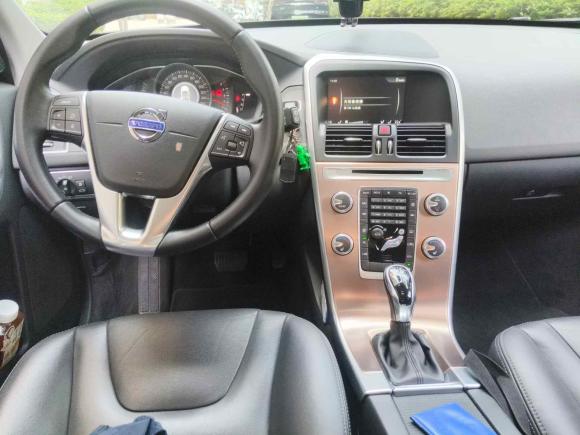 [无锡·苏B] 二手沃尔沃沃尔沃XC602017款 T5 智进版