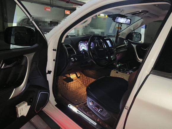 [济南·鲁A] 二手哈弗哈弗H92017款 2.0T 汽油四驱豪华型 7座