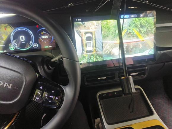 [上海·沪A] 二手埃安AION Y2022款 70 智领版 磷酸铁锂