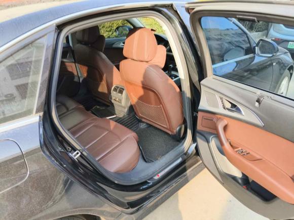 [青岛·鲁B] 二手奥迪奥迪A6L2018款 30周年年型 35 TFSI 时尚型