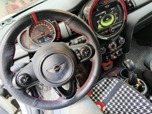 [武汉·鄂A] 二手MINIMINI2016款 1.5T COOPER 五门版