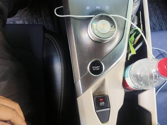 [深圳·粤B] 二手吉利几何吉利几何A2021款 Pro 臻享高能续航版 600KM A600立方版