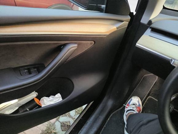 [青岛·鲁B] 二手特斯拉Model Y2022款 改款 后轮驱动版