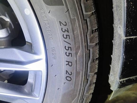 [广州·粤A] 二手凯迪拉克凯迪拉克XT62021款 2.0T 六座两驱豪华型