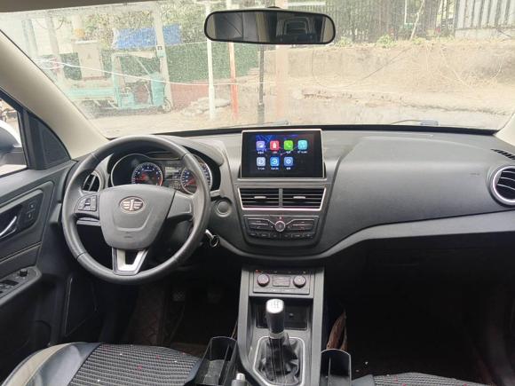 [青岛·鲁B] 二手奔腾奔腾X402017款 1.6L 手动豪华型