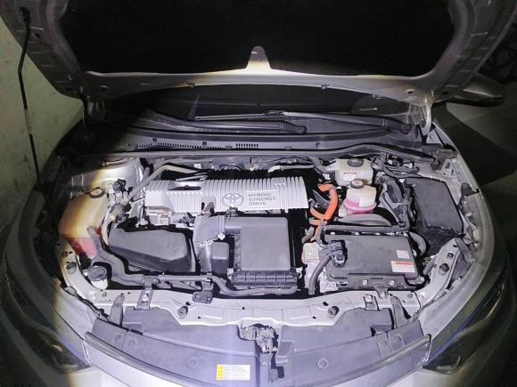 [深圳·粤B] 二手丰田雷凌2017款 改款双擎 1.8H GS E-CVT精英天窗版 国VI