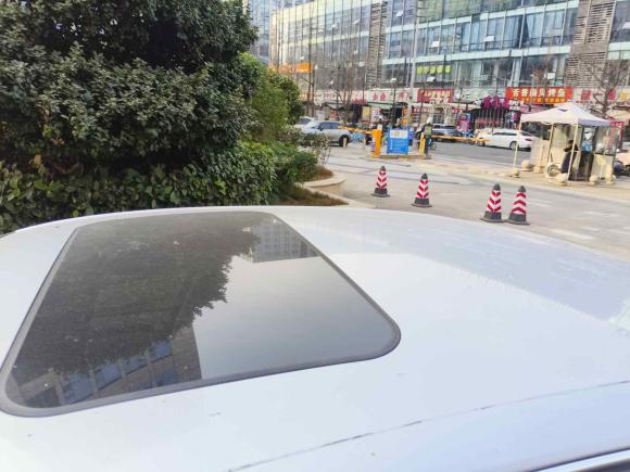 [成都·川A] 二手奥迪奥迪A4L2011款 2.0 TFSI 标准型