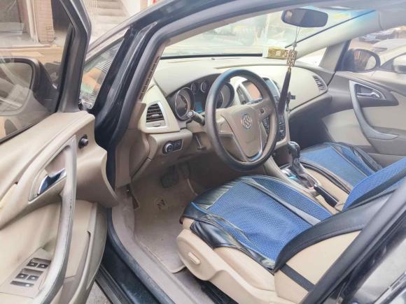 [无锡·苏B] 二手别克英朗2013款 GT 1.6L 自动时尚版