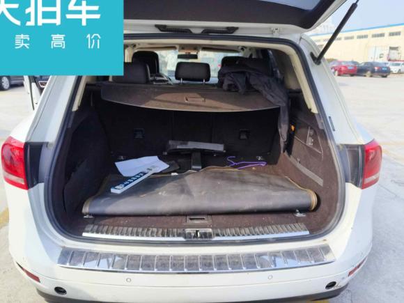 [青岛·鲁U] 二手大众途锐2011款 3.0TSI 标配型