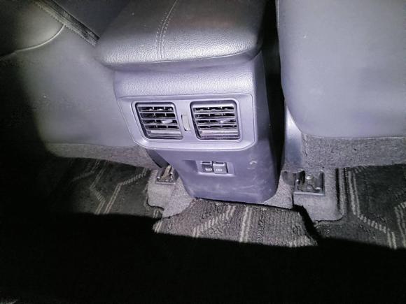 [上海·沪D] 二手丰田RAV4荣放2022款 2.0L CVT两驱风尚Plus版