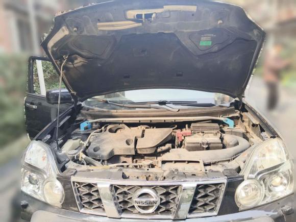 [成都·川A] 二手日产奇骏2010款 2.5L CVT旗舰版 4WD