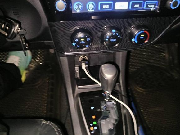 [深圳·粤B] 二手丰田卡罗拉2014款 1.6L CVT GL-i真皮版