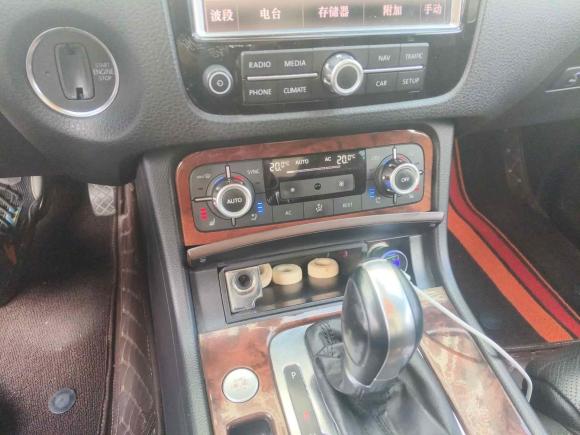 [南通·桂B] 二手大众途锐2011款 3.0TSI 豪华型