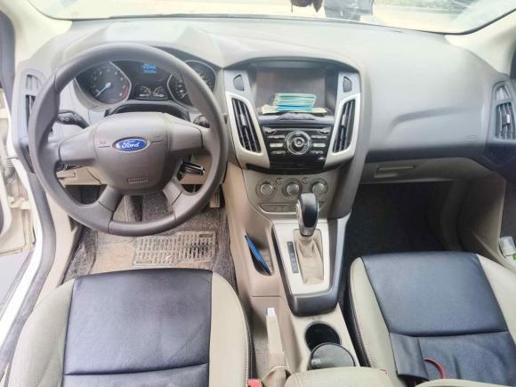 [武汉·鄂A] 二手福特福克斯2012款 三厢 1.6L 自动舒适型