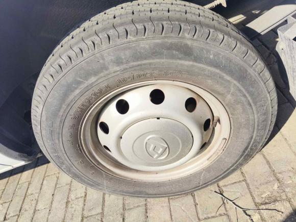 [宁波·浙B] 二手上汽大通MAXUS新途V802023款 2.0T 手动经典傲运通长轴中顶6/7/8/9座