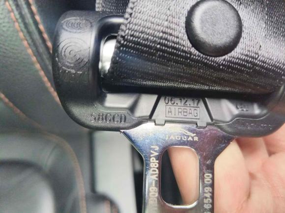 [南京·苏A] 二手捷豹捷豹F-PACE2018款 2.0T 四驱都市尊享版