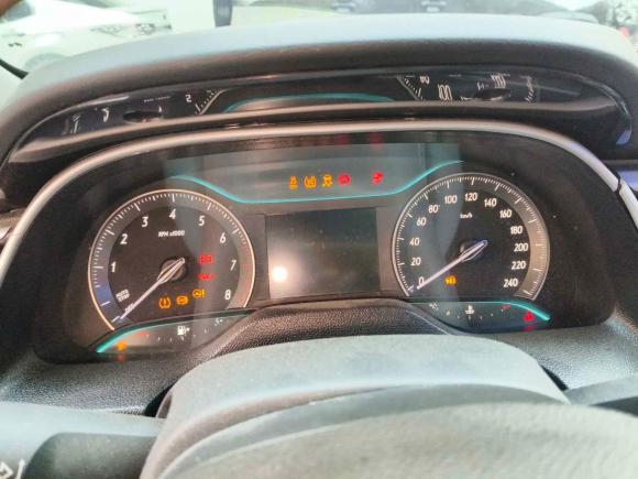 [广州·粤A] 二手别克英朗2015款 18T 双离合豪华型