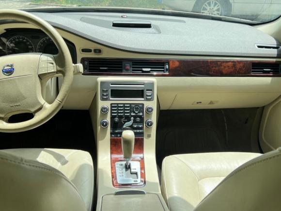 [北京·京L] 二手沃尔沃沃尔沃S802006款 2.5T 智尊版