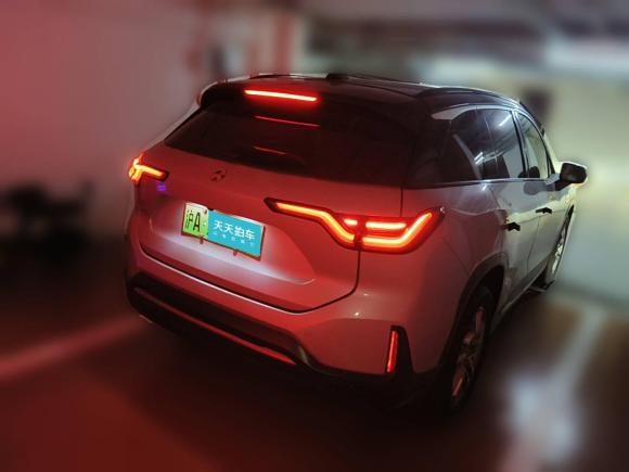 [上海·沪A] 二手蔚来蔚来ES62020款 420KM 运动版