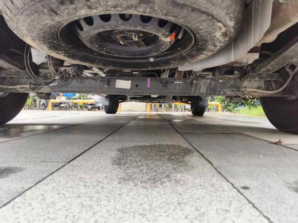 [苏州·苏U] 二手福特全顺2023款 2.0T柴油手动多功能商用车中轴低顶5/6座