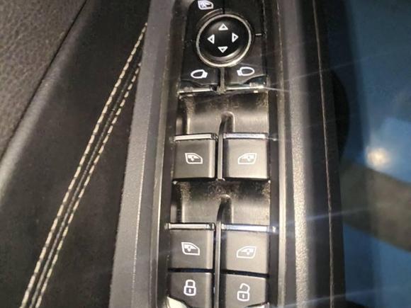 [常州·苏D] 二手哪吒汽车哪吒V2021款 长续航娱乐版升级型