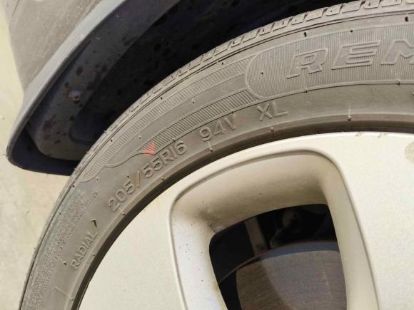 [宁波·浙B] 二手起亚佳乐2013款 2.0L 5座自动标准版 国IV