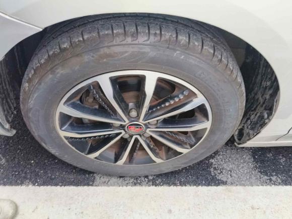 [上海·沪C] 二手荣威荣威i52019款 1.5L 手动4G互联领豪旗舰版