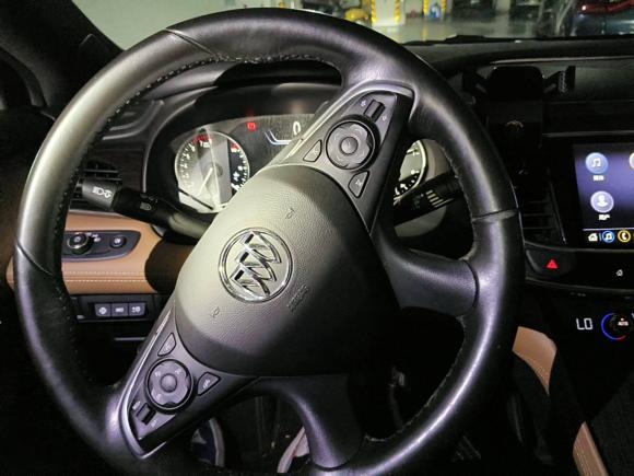 [上海·沪A] 二手别克君越2021款 652T 尊贵型