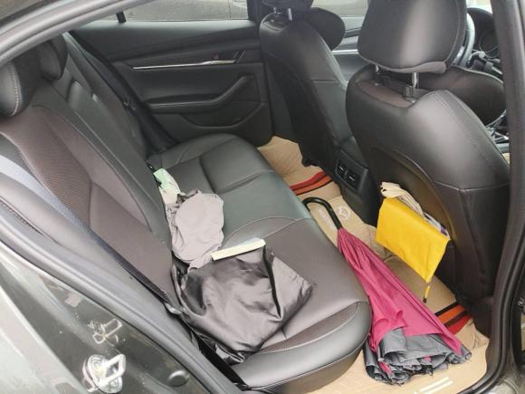 [广州·粤A] 二手马自达马自达3 昂克赛拉2021款 2.0L 自动质雅版